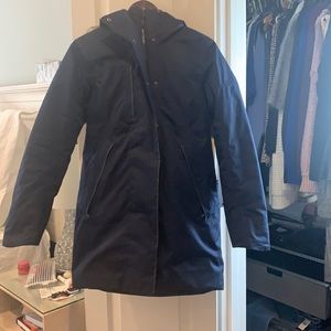Women’s S Navy Blue North Face Down Coat
